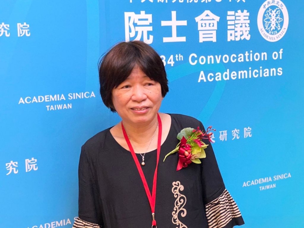 新科中研院士林麗瓊來自「科學家族」　鼓勵後輩：打雷煮飯都是物理！來唸吧